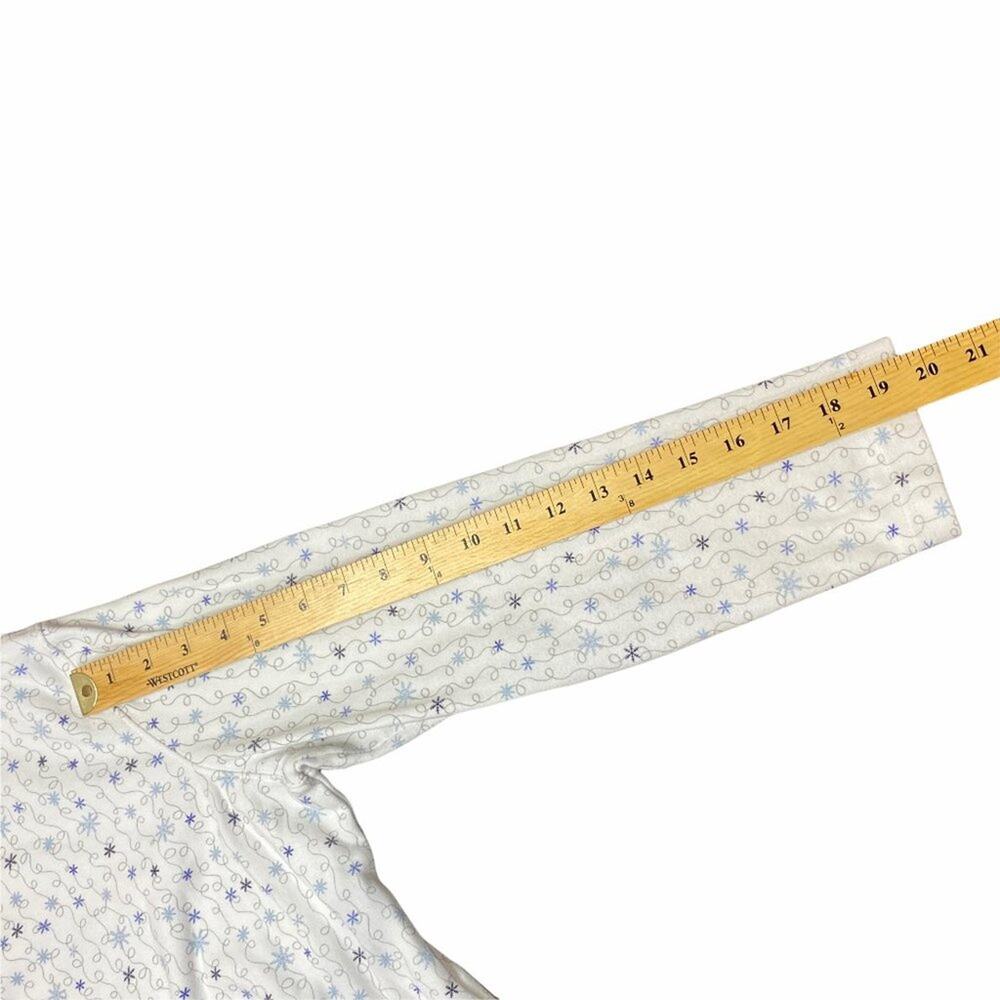 Croft & Barrow Mock Turtleneck White with Snowflakes Size PL - Picture 11 of 12